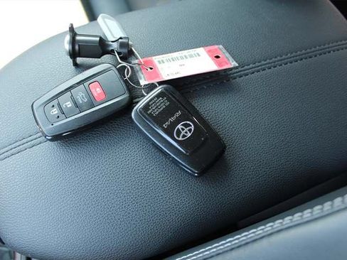 Certified 2023 Toyota RAV4 Limited w/ Limited Grade Weather Package AWD/4WD image 20