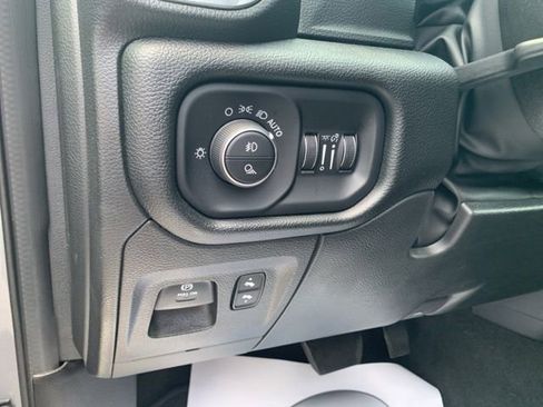 Used 2022 RAM 1500 Laramie image 25