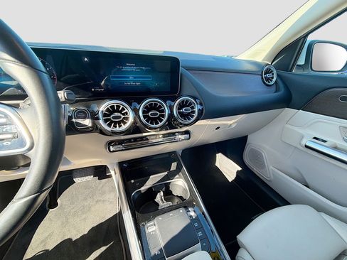 Used 2021 Mercedes-Benz GLA 250 GLA 250 image 27