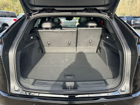 New 2026 Cadillac Lyriq Sport image 24