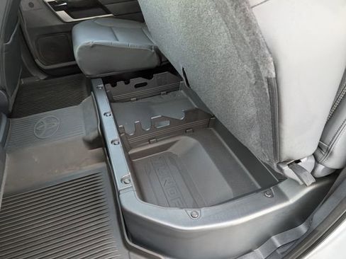 Used 2024 Toyota Tundra Limited image 26