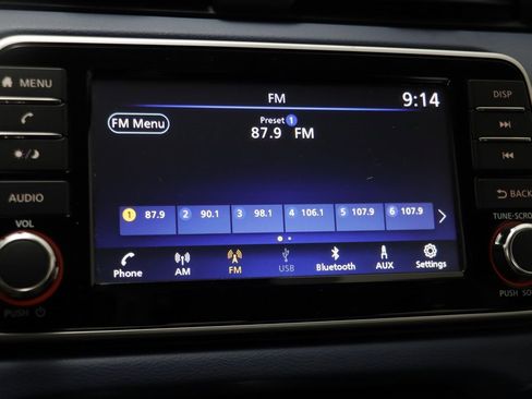 Used 2023 Nissan Versa SV w/ Trunk Package image 8