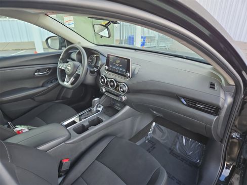 Certified 2024 Nissan Sentra SV image 16