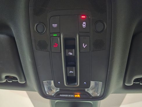 Used 2022 Audi Q3 2.0T Premium Plus w/ Premium Plus Package image 34