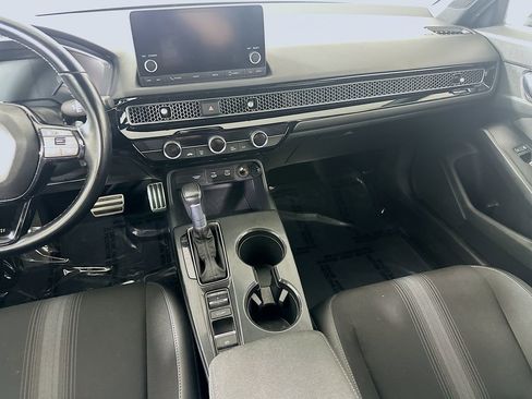 Used 2025 Honda Civic Sport image 19