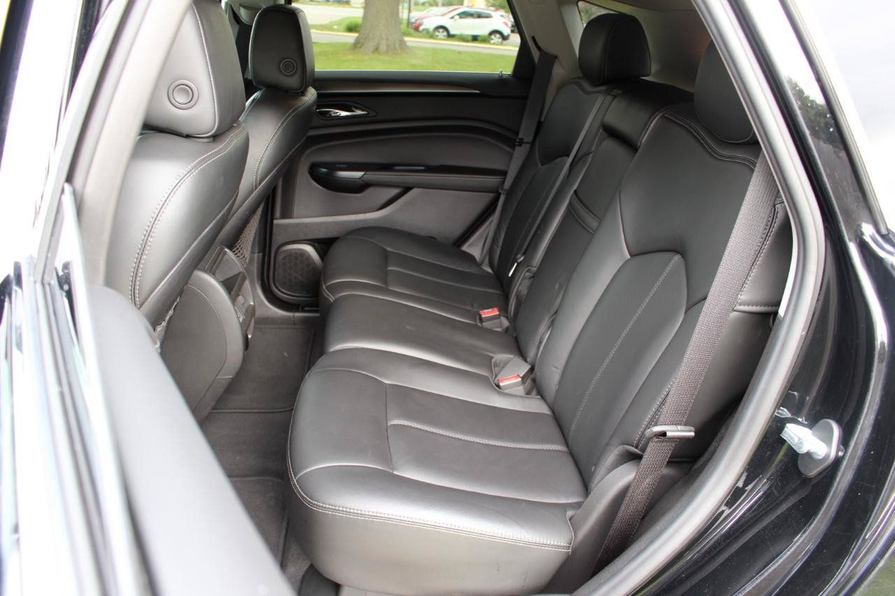 Used 2015 Cadillac SRX FWD image 31