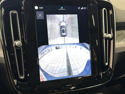 New 2026 Volvo XC40 B5 Plus w/ Protection Package Premier image 18