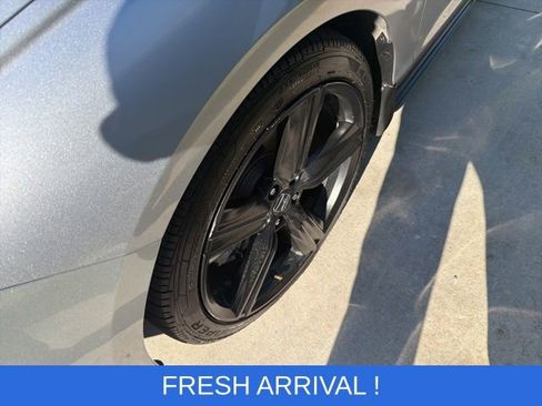 Used 2023 Honda Accord Sport image 4