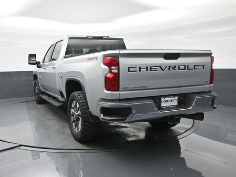 Used 2021 Chevrolet Silverado 2500 LT w/ Texas Edition image 5