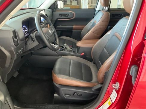 Used 2021 Ford Bronco Sport Outer Banks w/ Outer Banks Package AWD/4WD image 3