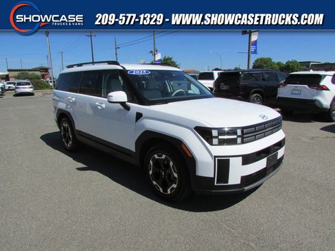 Used 2025 Hyundai Santa Fe SEL AWD/4WD image 1