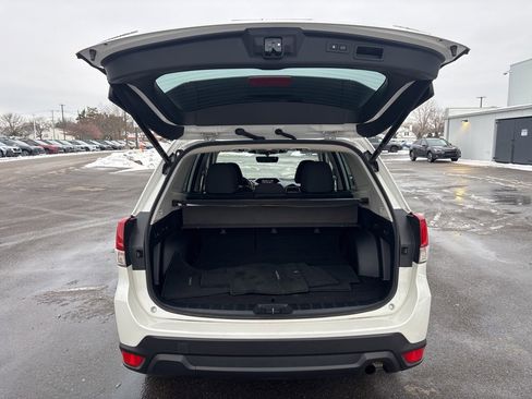 Certified 2023 Subaru Forester Premium image 7