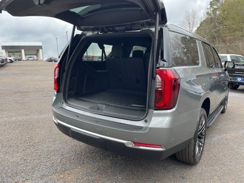 New 2026 GMC Yukon XL Elevation w/ Elevation Premium Package image 32