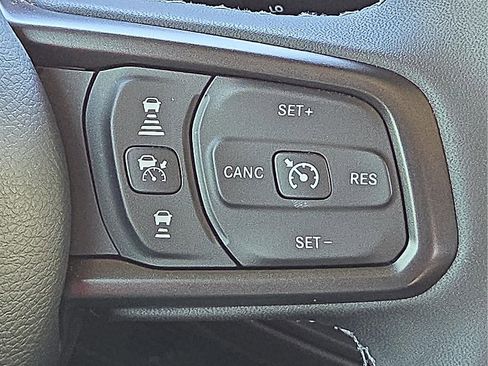 New 2025 Jeep Gladiator Willys image 21