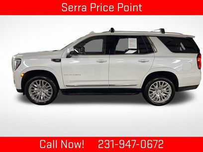 Used 2023 GMC Yukon SLT w/ SLT Premium Package