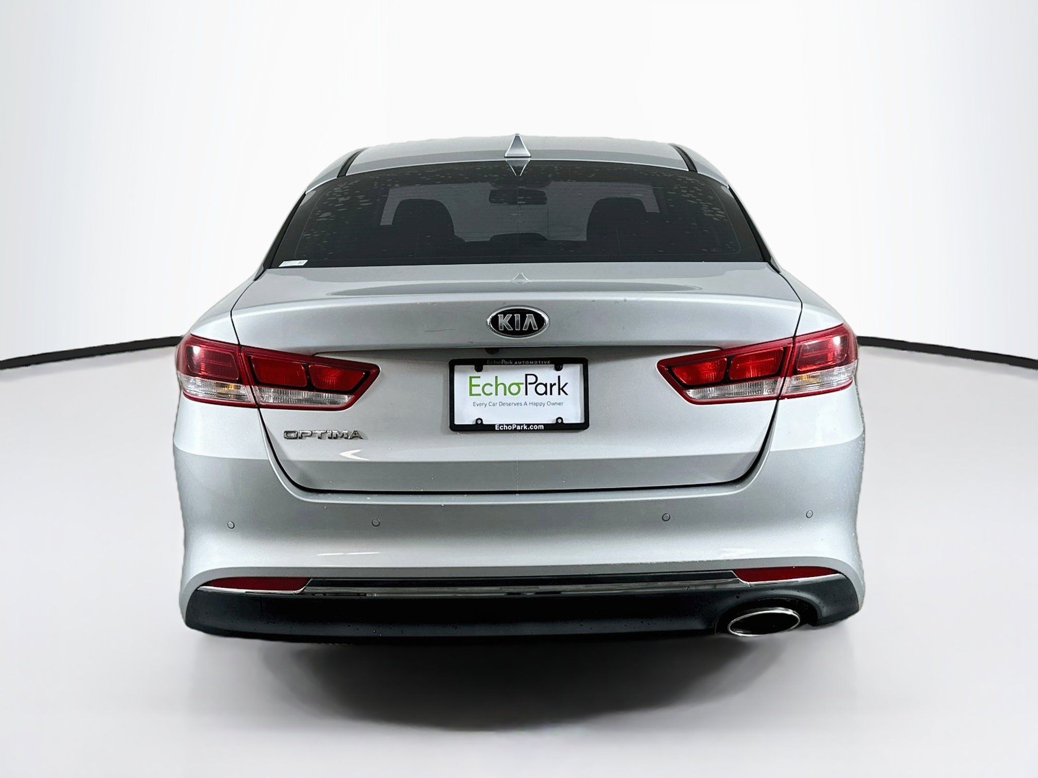 Used 2018 Kia Optima LX w/ 17" Alloy Wheels Package FWD image 7