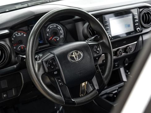 Used 2020 Toyota Tacoma SR w/ SR Convenience Package RWD image 12
