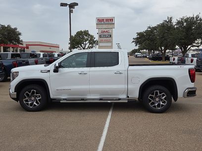 New 2026 GMC Sierra 1500 SLT