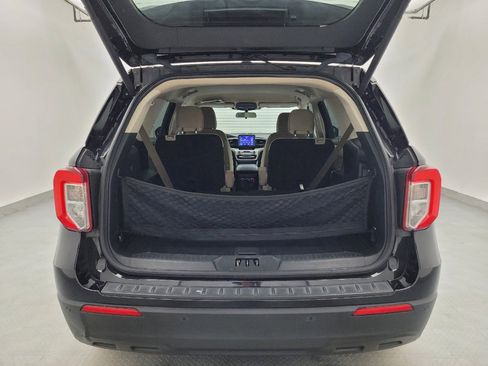 Used 2023 Ford Explorer XLT image 29