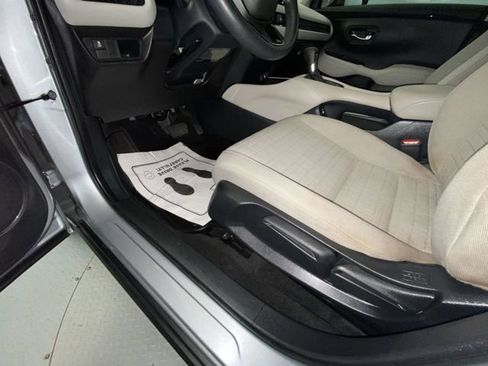 Used 2023 Honda HR-V LX image 4