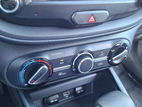 Used 2023 Kia Soul LX w/ Option Group 015 image 15