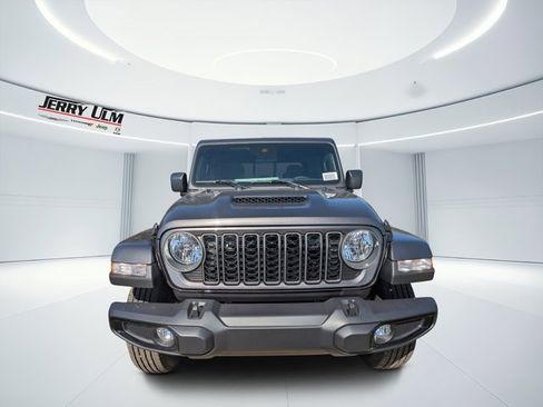 New 2025 Jeep Gladiator Sport image 27