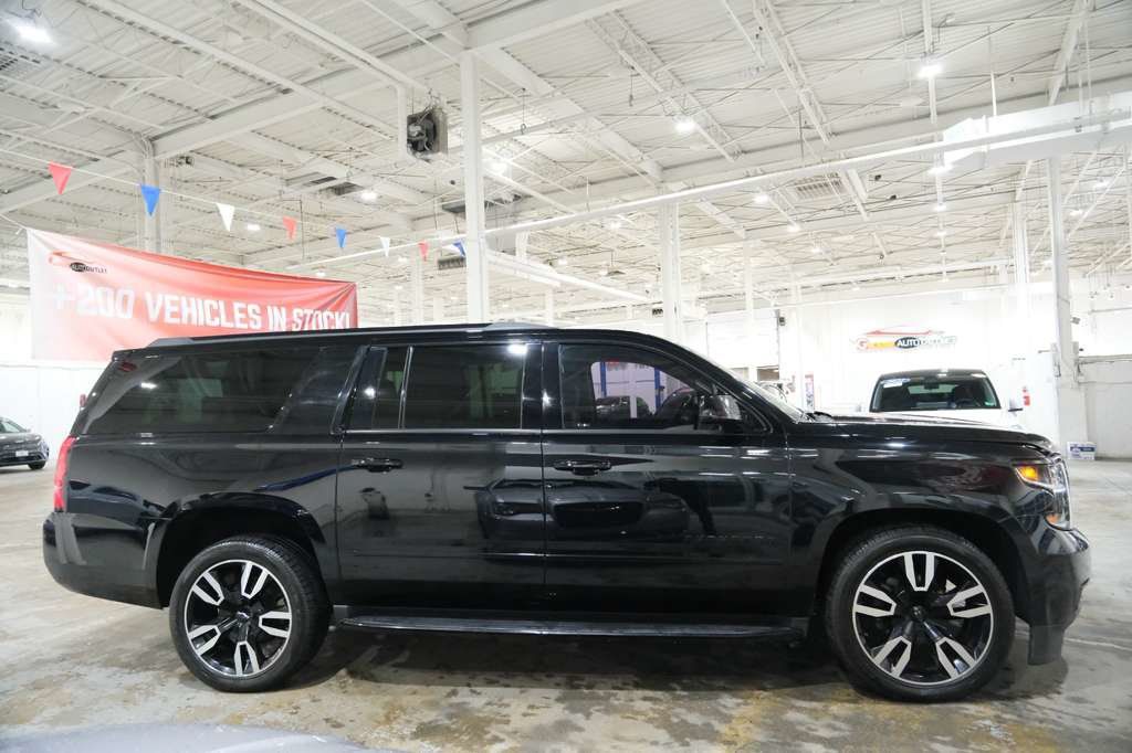 Used 2019 Chevrolet Suburban Premier AWD/4WD image 15
