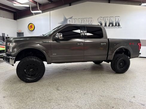 Used 2017 Ford F150 Lariat w/ Equipment Group 502A Luxury AWD/4WD image 2