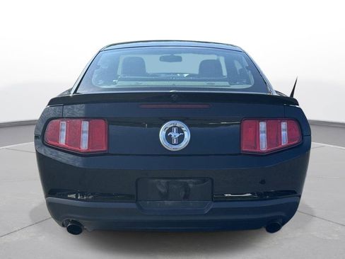 Used 2011 Ford Mustang Premium w/ 202A Rapid Spec Order Code RWD image 7