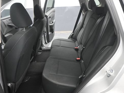Used 2024 Nissan Rogue S AWD/4WD image 16