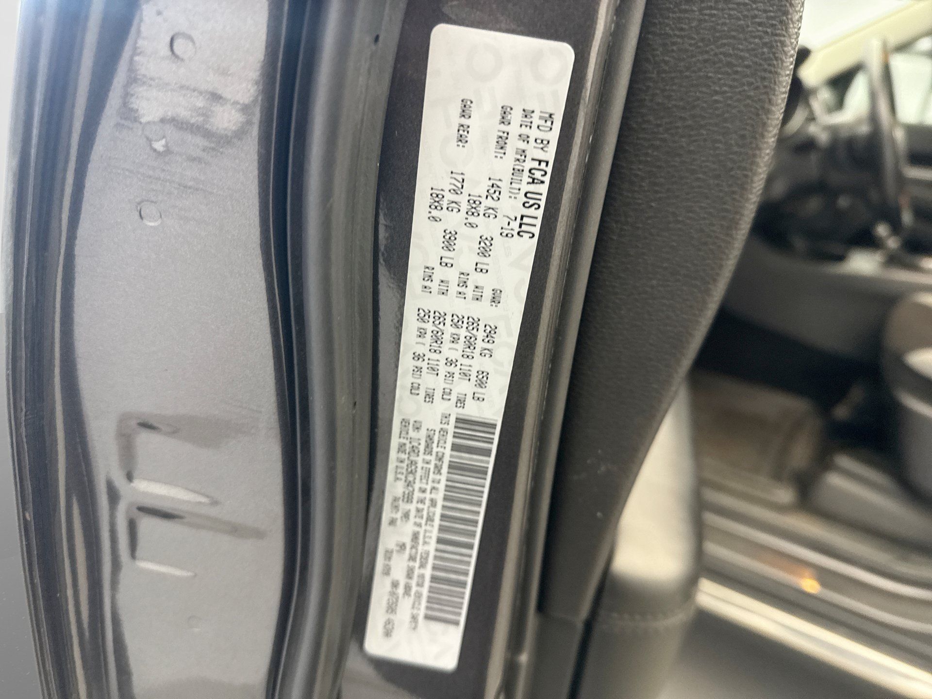 Used 2019 Dodge Durango SXT AWD/4WD image 11