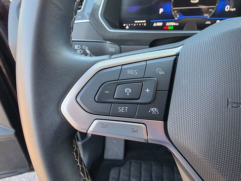 Used 2024 Volkswagen Tiguan S image 22