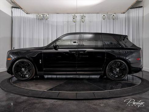 Used 2023 Rolls-Royce Cullinan w/ Cullinan Package AWD/4WD image 7