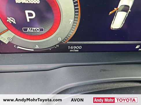 Used 2025 Nissan Rogue Platinum w/ Tech Package image 20