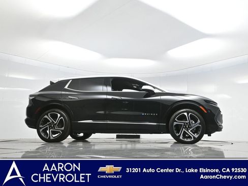 New 2025 Chevrolet Equinox EV LT image 46