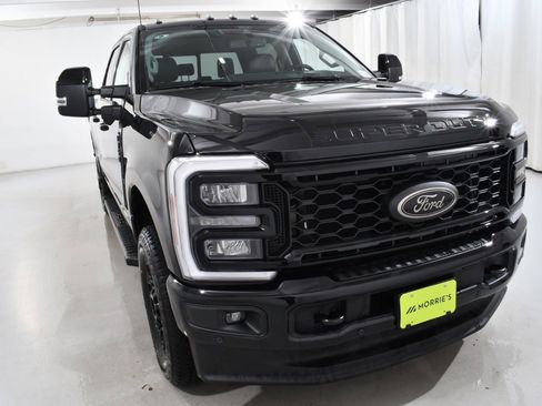 New 2026 Ford F350 Lariat w/ Black Appearance Package image 4