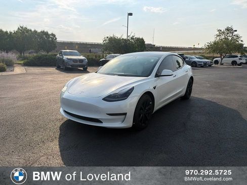 Used 2023 Tesla Model 3 Standard Range RWD image 1