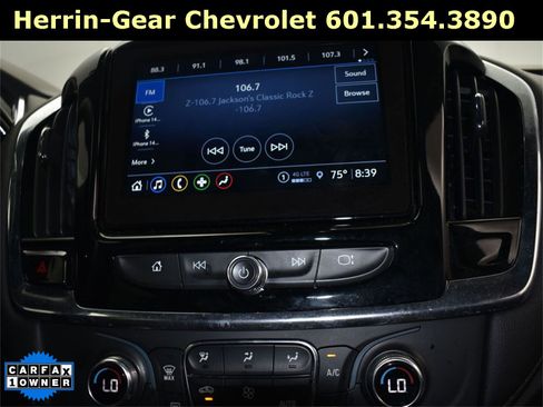 Used 2023 Chevrolet Traverse LT image 30