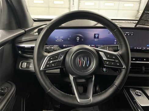 Certified 2025 Buick Enclave Preferred image 35