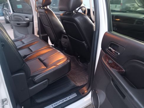 Used 2011 GMC Sierra 1500 Denali AWD/4WD image 15