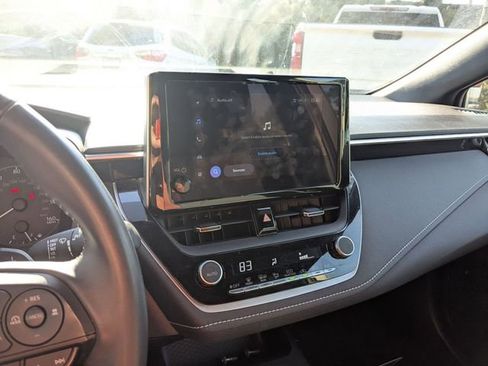 Used 2023 Toyota Corolla SE image 17