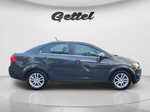 Used 2014 Chevrolet Sonic LT w/ Wheels and Fog Lamp Package FWD image 4