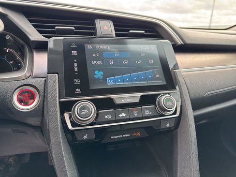 Used 2016 Honda Civic EX-T image 19