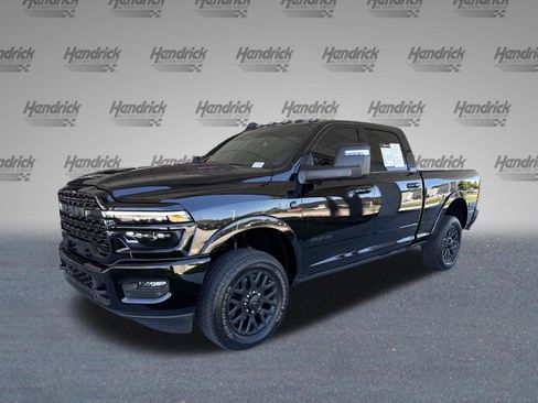 Used 2025 RAM 2500 Limited AWD/4WD image 4