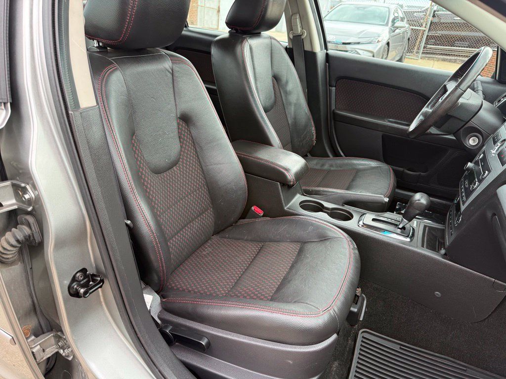 Used 2009 Ford Fusion SEL FWD image 26