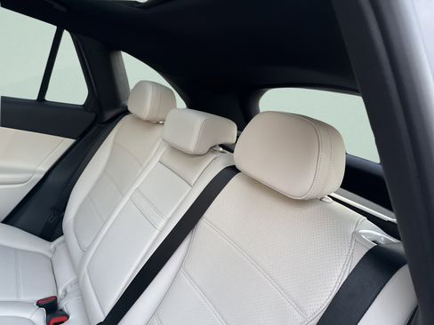 Certified 2026 Mercedes-Benz GLC 300 image 22