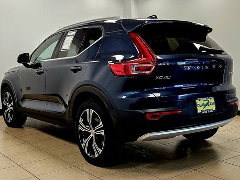 Used 2021 Volvo XC40 T5 Inscription w/ Climate Package AWD/4WD image 5