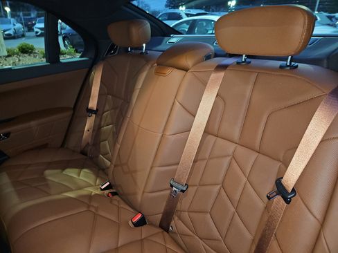 Certified 2023 BMW 760i xDrive w/ Executive Package image 15