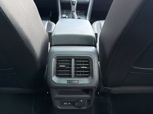 Used 2023 Volkswagen Tiguan SE R-Line FWD image 27