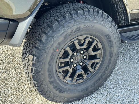 New 2025 Ford Bronco Raptor image 4